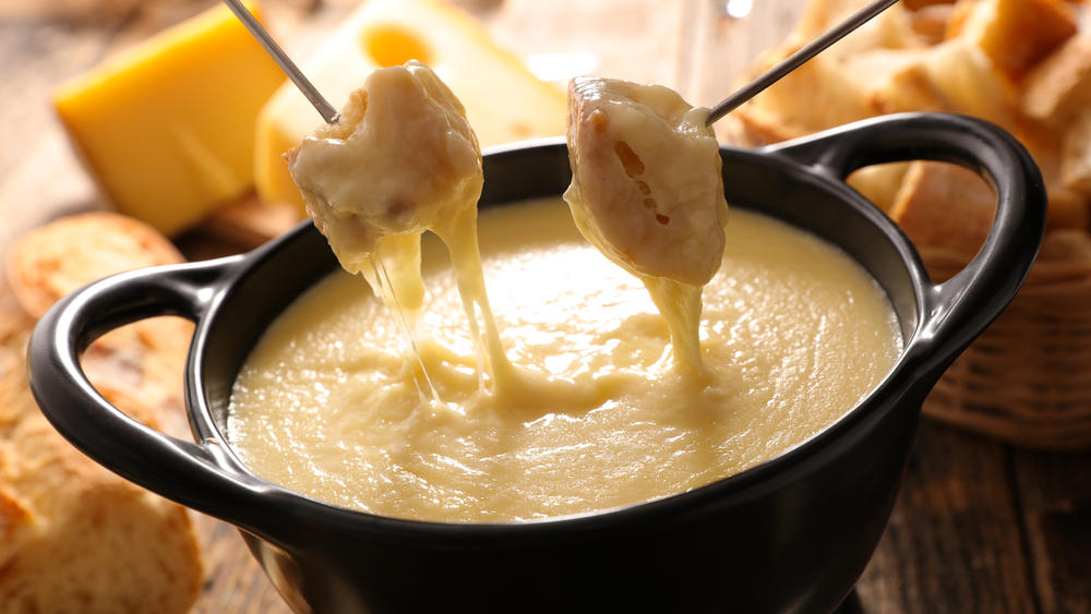 Сырное фондю пошаговый рецепт с видео и фото – Французская кухня: Закуски