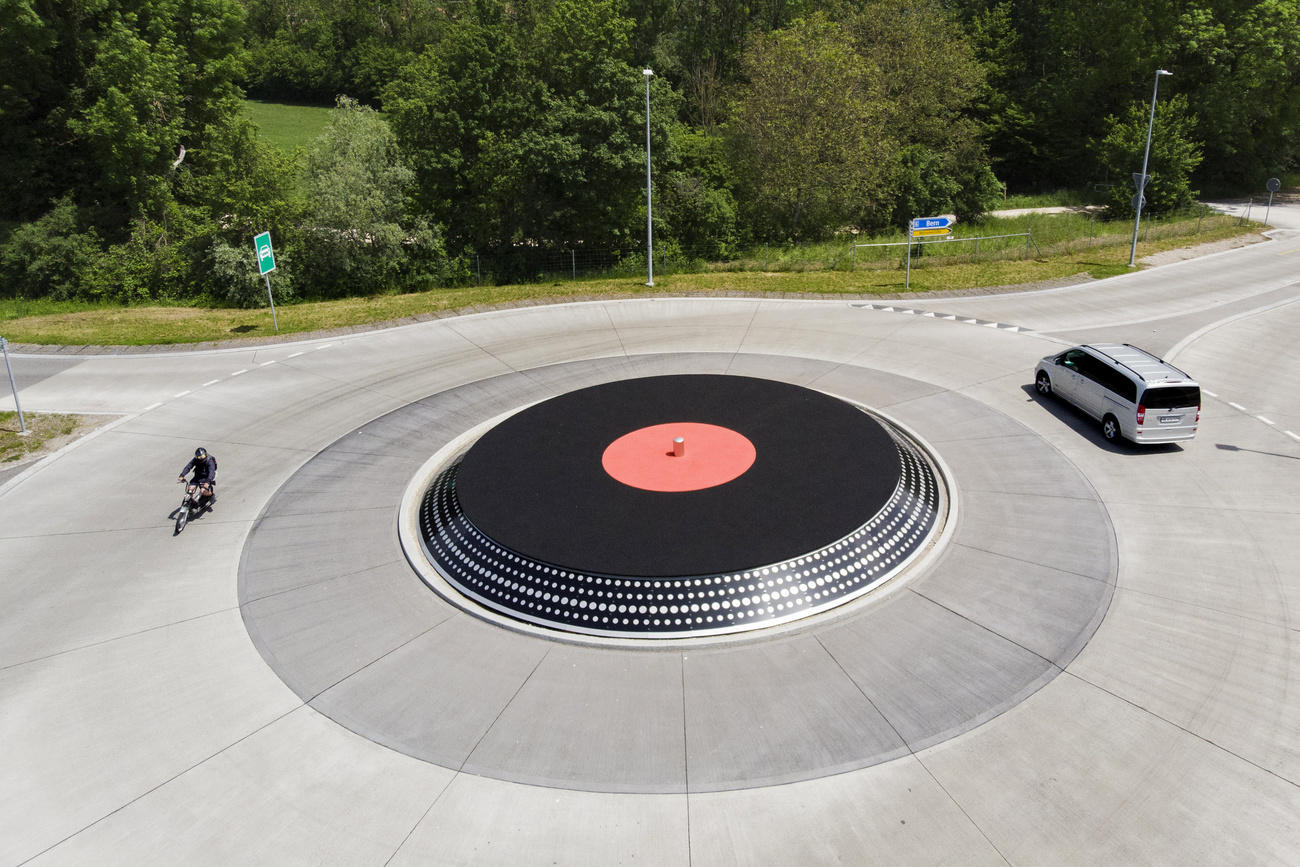 roundabout which is built like a vinyl record player