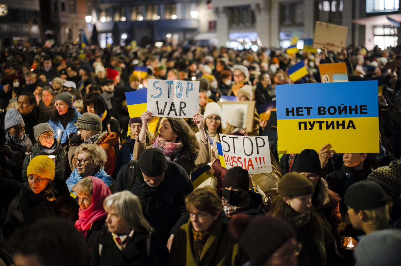 Crowd demonstration in support of Ukraine