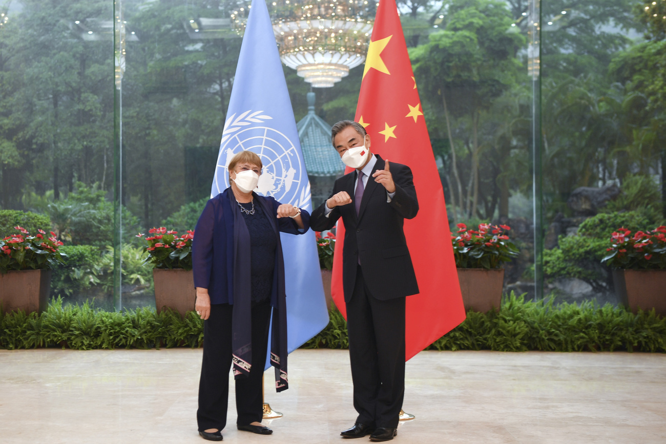 Michelle Bachelet and Chinese foreign minister