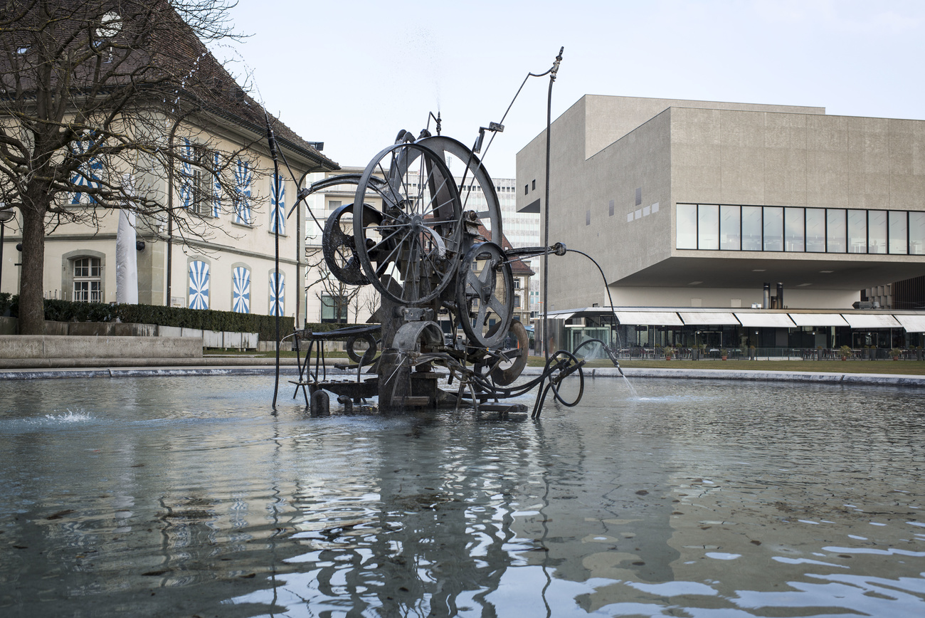 La fontana di Tinguely dedicata al pilota di F1 Jo Siffert.