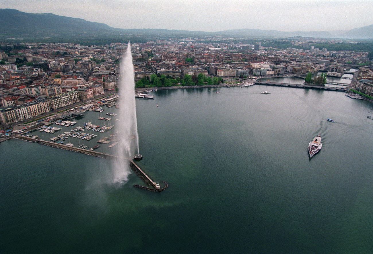 Vue aérienne de la rade de Genève