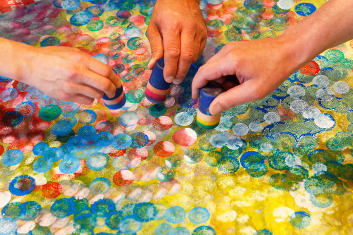 Stamping colours at Creaviva museum in Bern