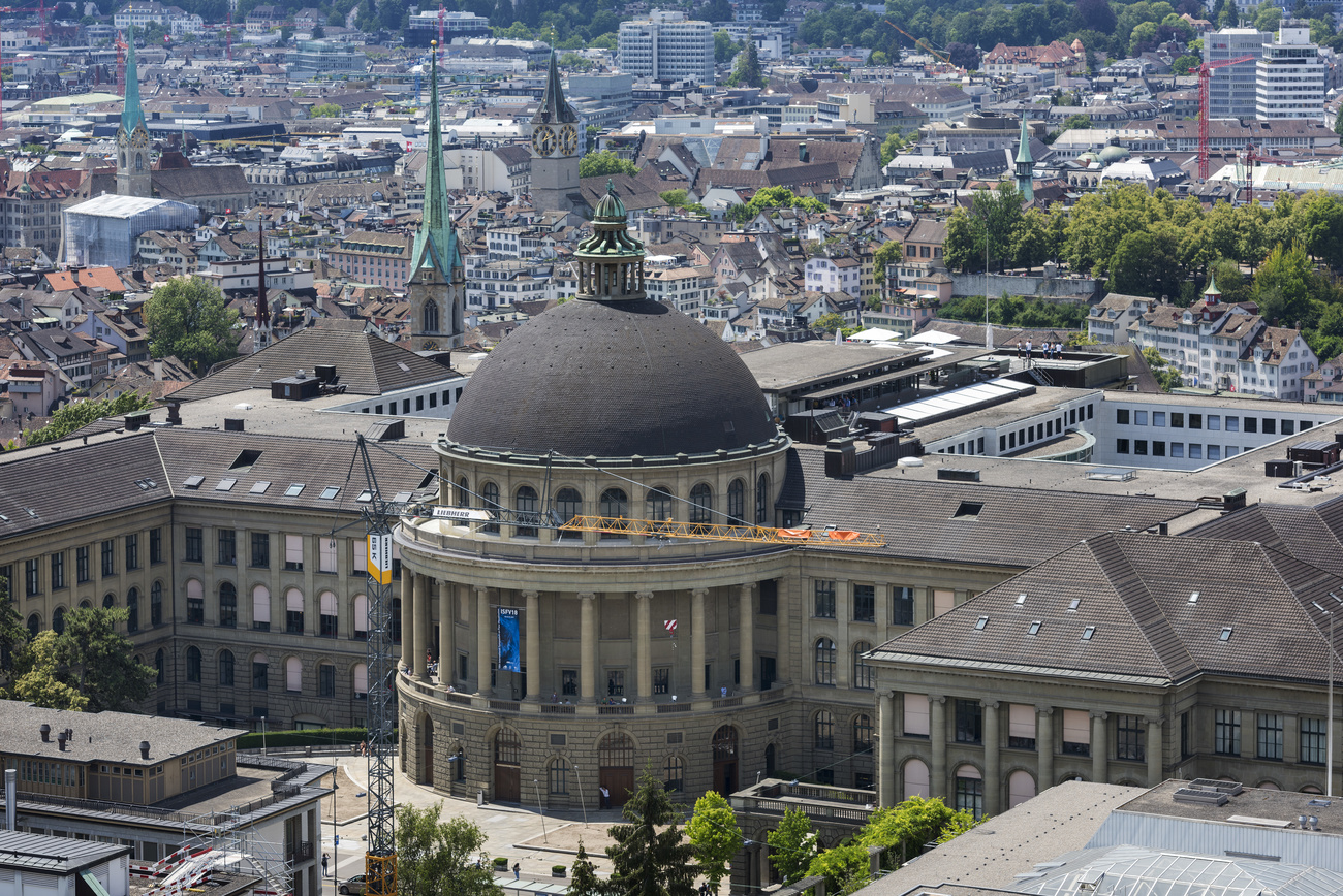 Edifício principal da ETH Zurique