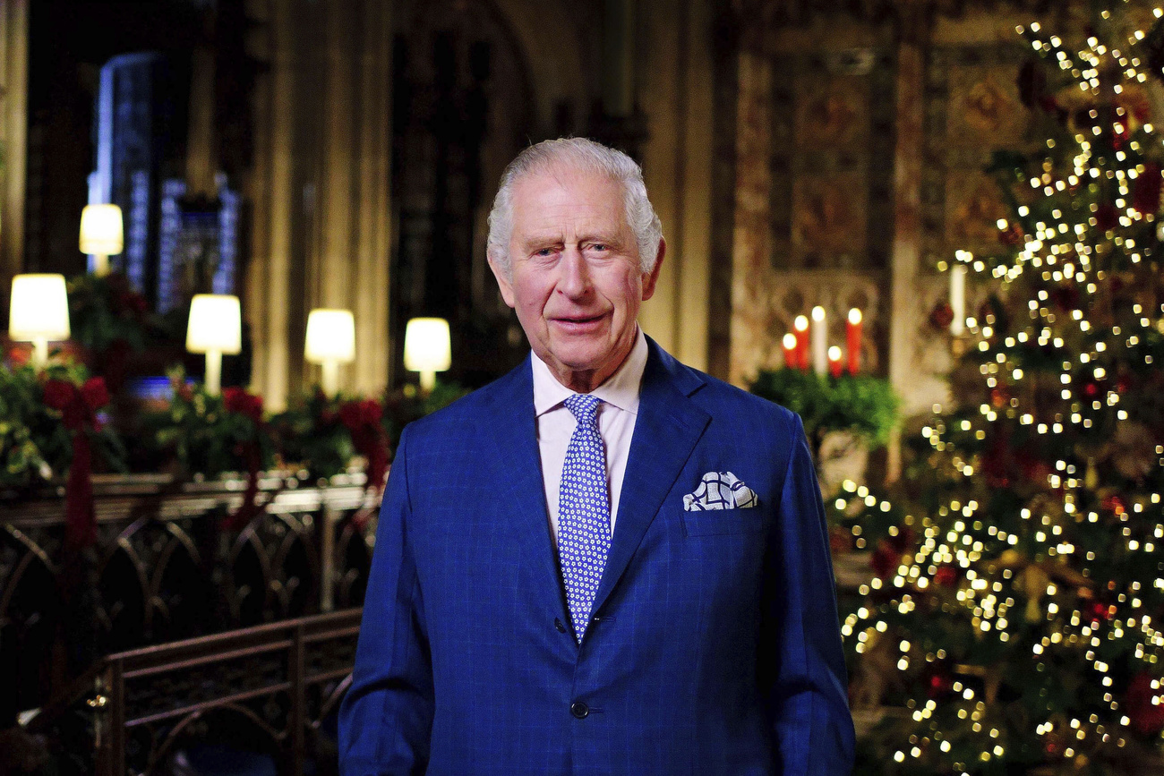 Carlo III durante il suo messaggio di Natale.