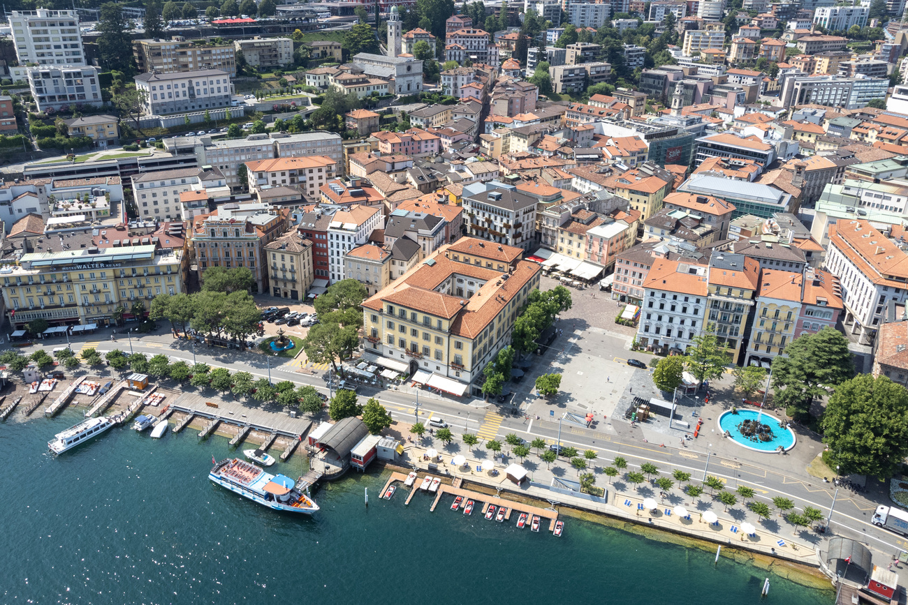 Lugano vista dall alto.