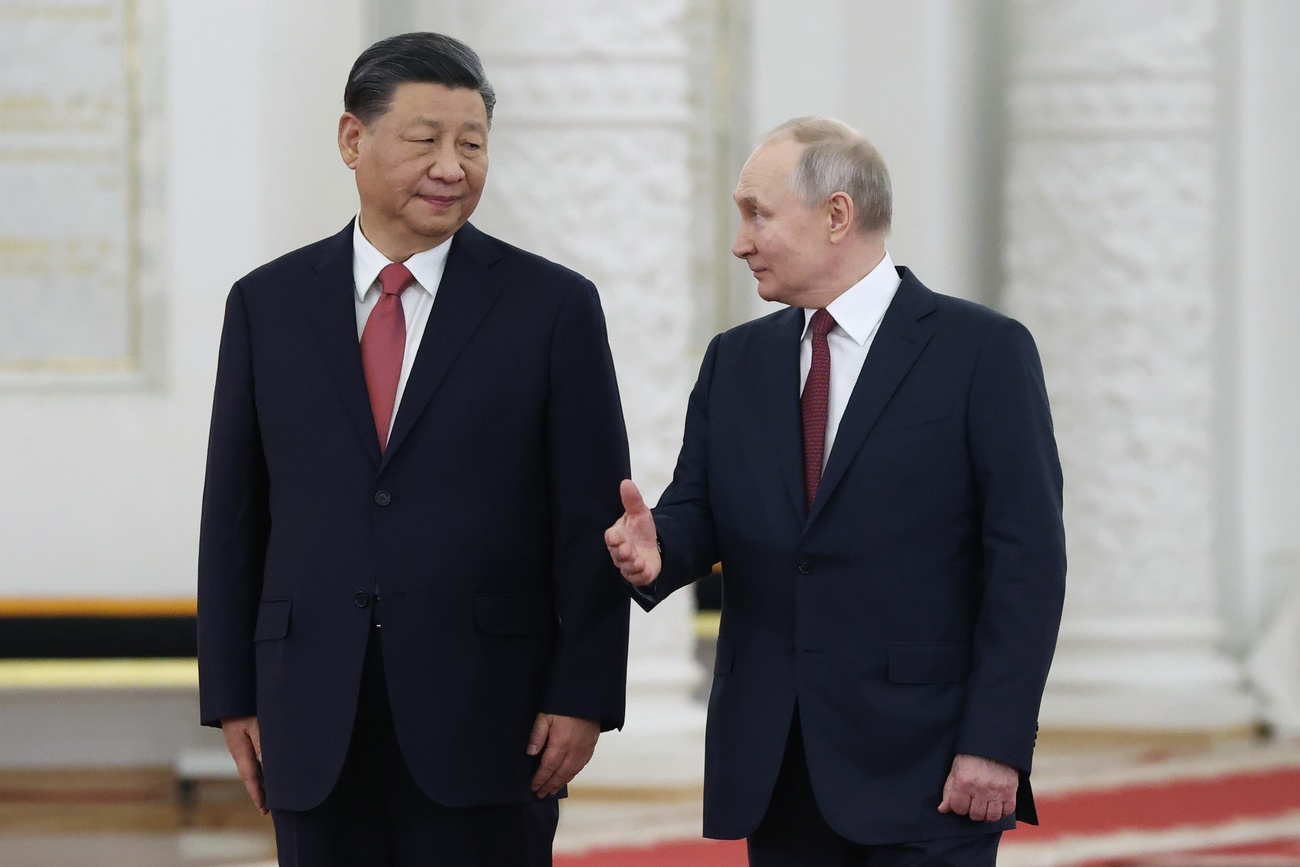 2023年3月中国国家主席习近平与普京在莫斯科会晤。中国驻瑞士大使表示，中国与乌克兰危机双方都保持着良好关系。