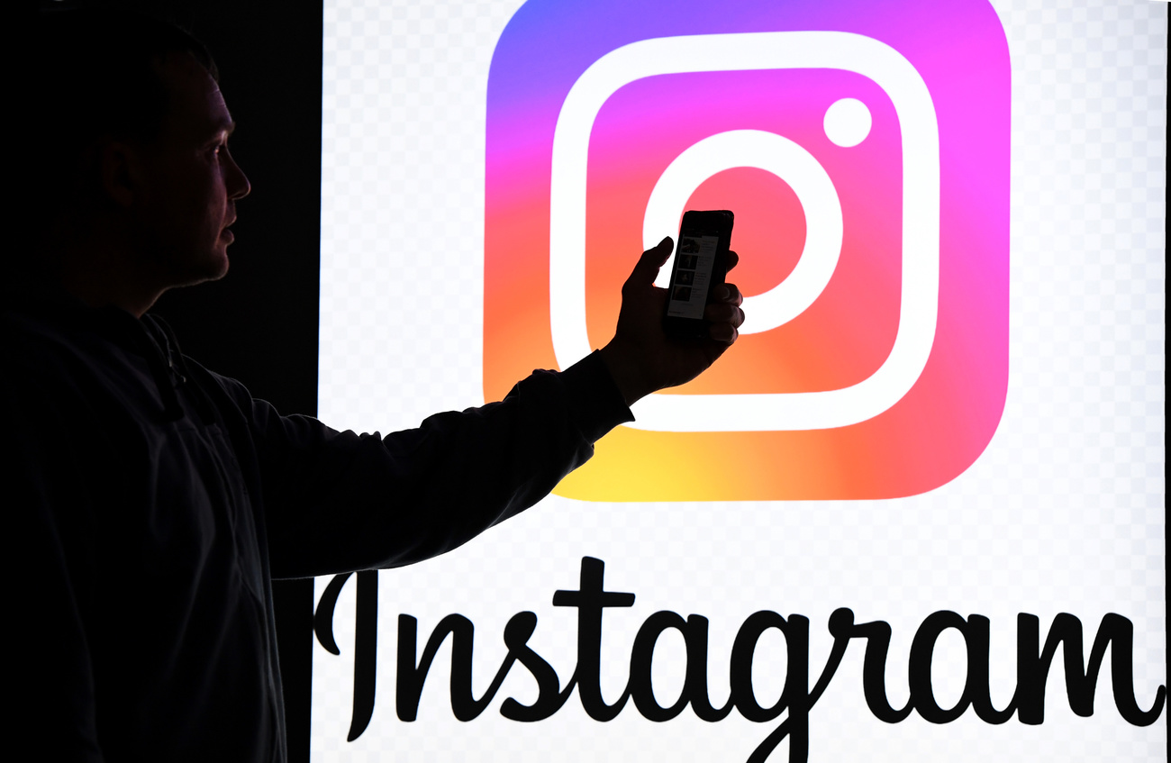 Instgram logo