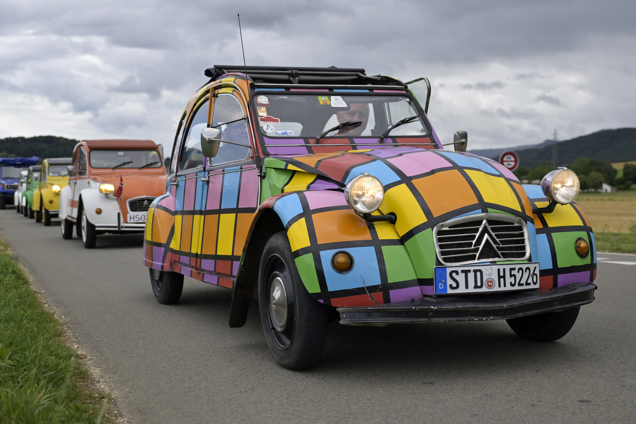 2CV cars