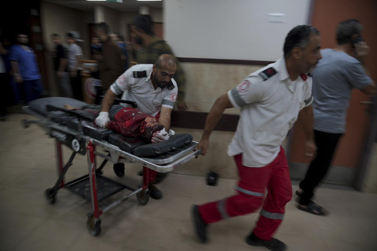 Emergenza continua negli ospedali di Gaza