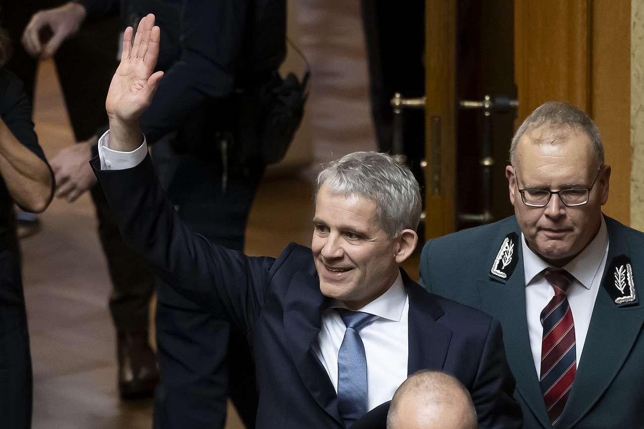 بيات يانس بين أعضاء وعضوات البرلمان السويسري