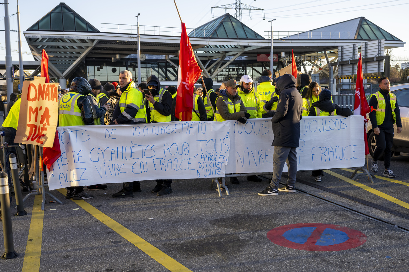 Ground staff and management at Geneva Airport reach agreement