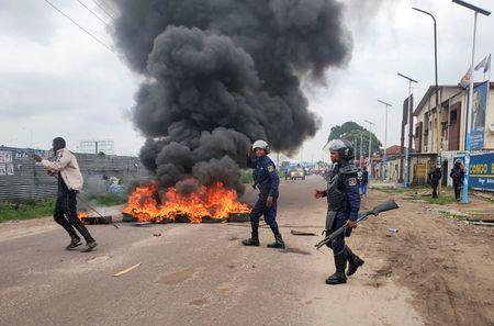 Several wounded as DR Congo police break up banned election