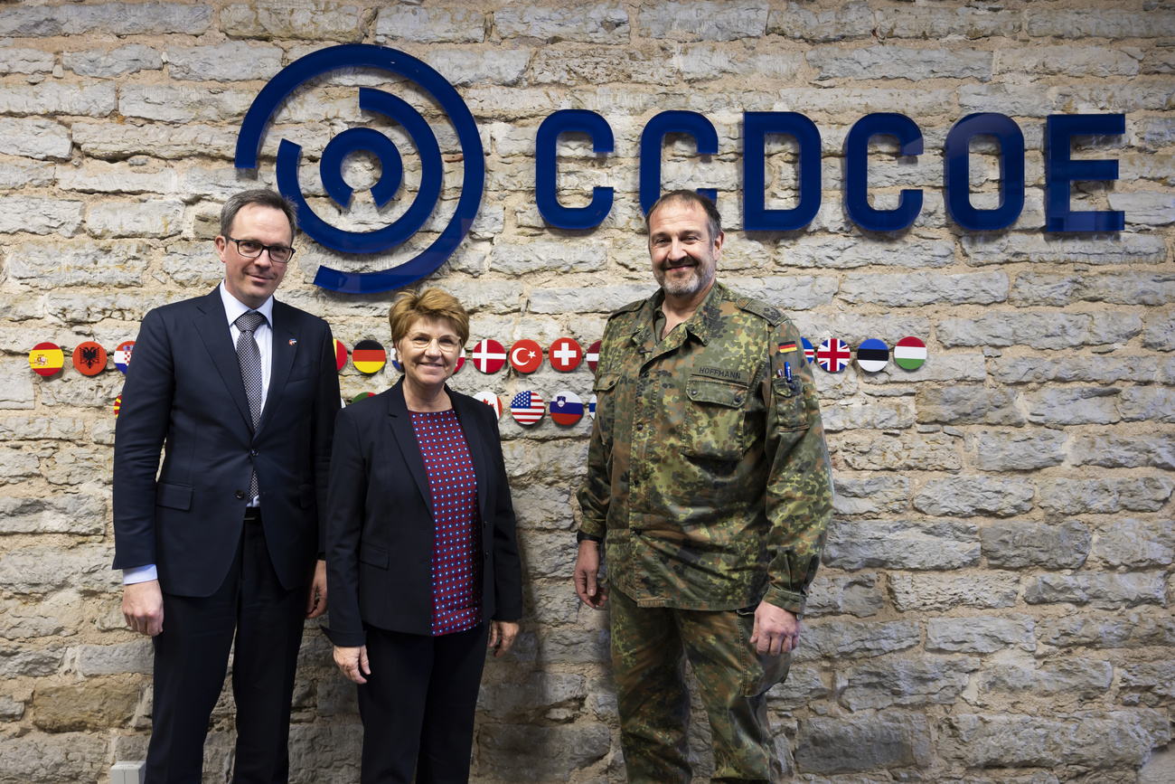 Visita al Centro di eccellenza per la ciberdifesa cooperativa della NATO a Tallinn.