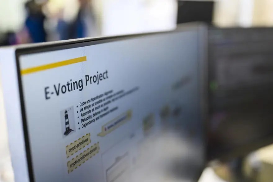 E-voting screen