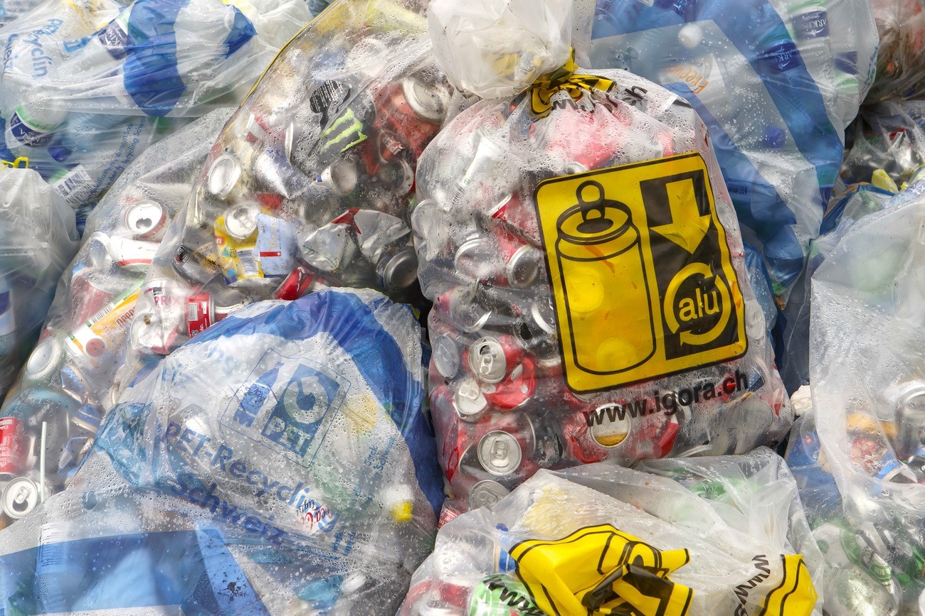 Отходы в доходы: как Швейцария ищет методы утилизации пластика