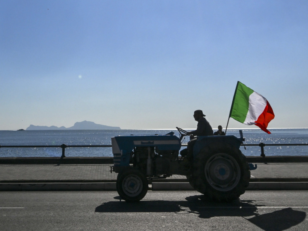 Italia: previsione di crescita per il 2024 ridotta all’1%