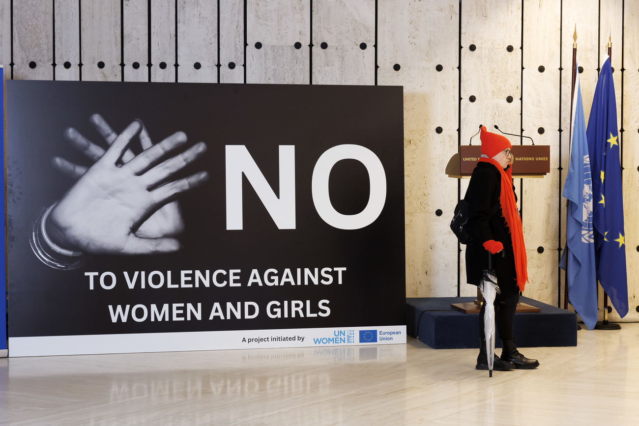 Cartellone di una campagna contro la violenza delle donne.