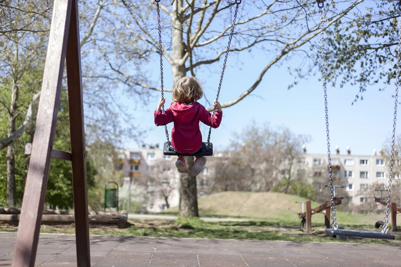 巴黎建築師Madeleine Masse說，城市遊樂場並不能真正讓兒童掌控城市空間。
