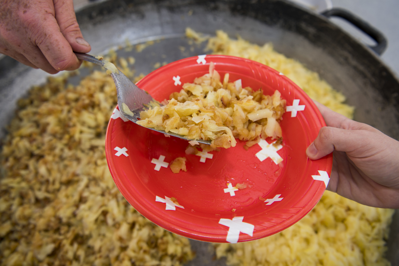 The traditional potato dish Rösti has become a symbol of the Swiss linguistic divide.