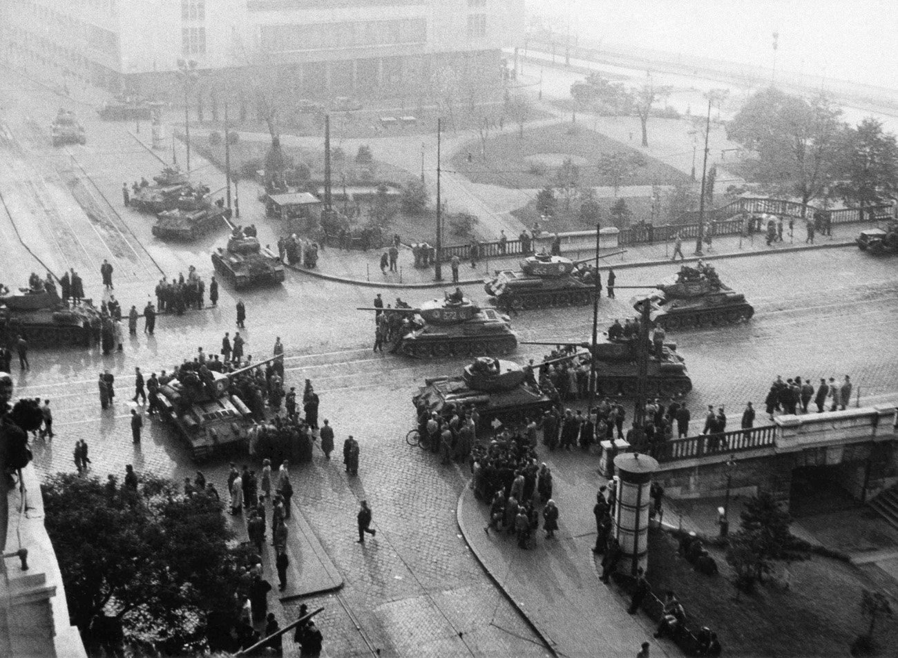 Dozens of Soviet tanks occupy the crossroads leading to the Danube Bridge during the Hungarian uprising in Budapest on 2 November 1956.