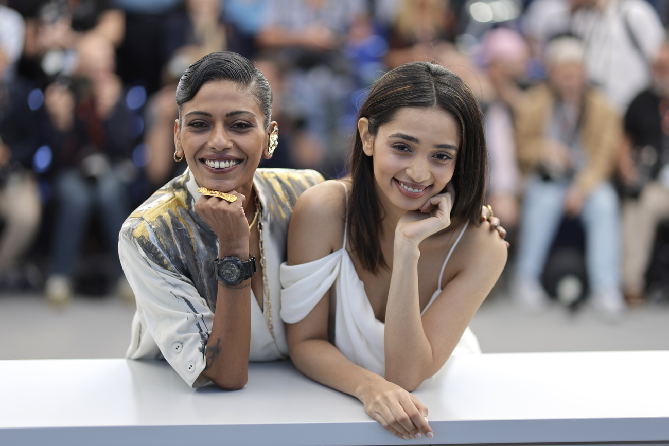 epa11347153 Actors Anasuya Sengupta (L) and Omara Shetty attend the photocall for 'The Shameless' during the 77th annual Cannes Film Festival, in Cannes, France, 17 May 2024. The movie is presented in the 'Un Certain Regard' section of the festival which runs from 14 to 25 May 2024. EPA/GUILLAUME HORCAJUELO