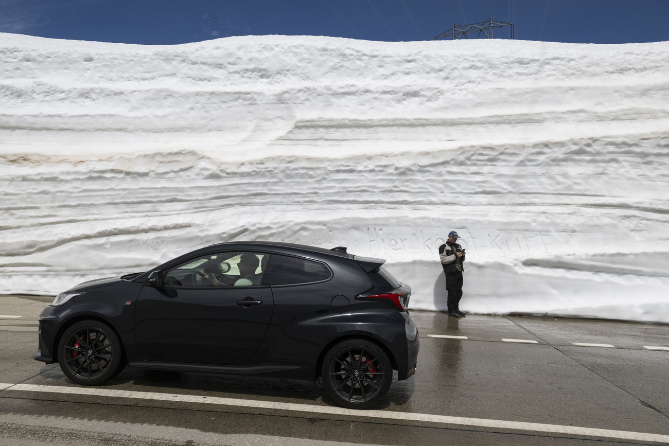 Image of Gotthard Pass.