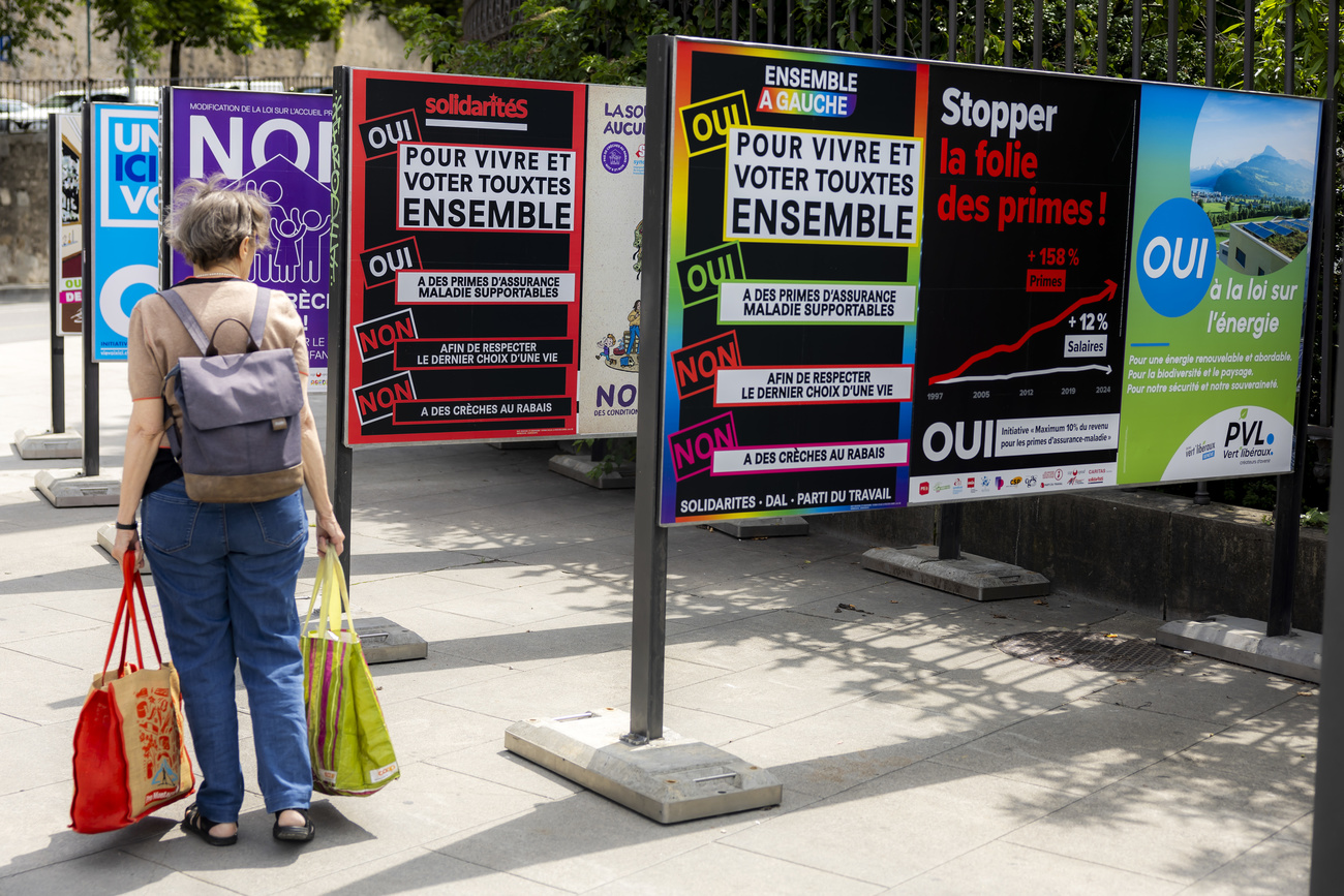 Voting posters in Geneva