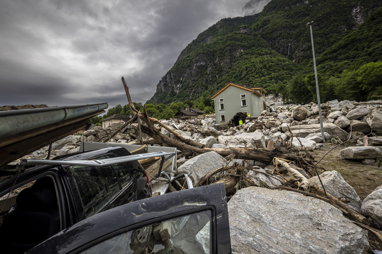 Bild der Verwüstung: Das Dorf Lostallo im Bündner Tal Misox nach dem Erdrutsch vom Wochenende.