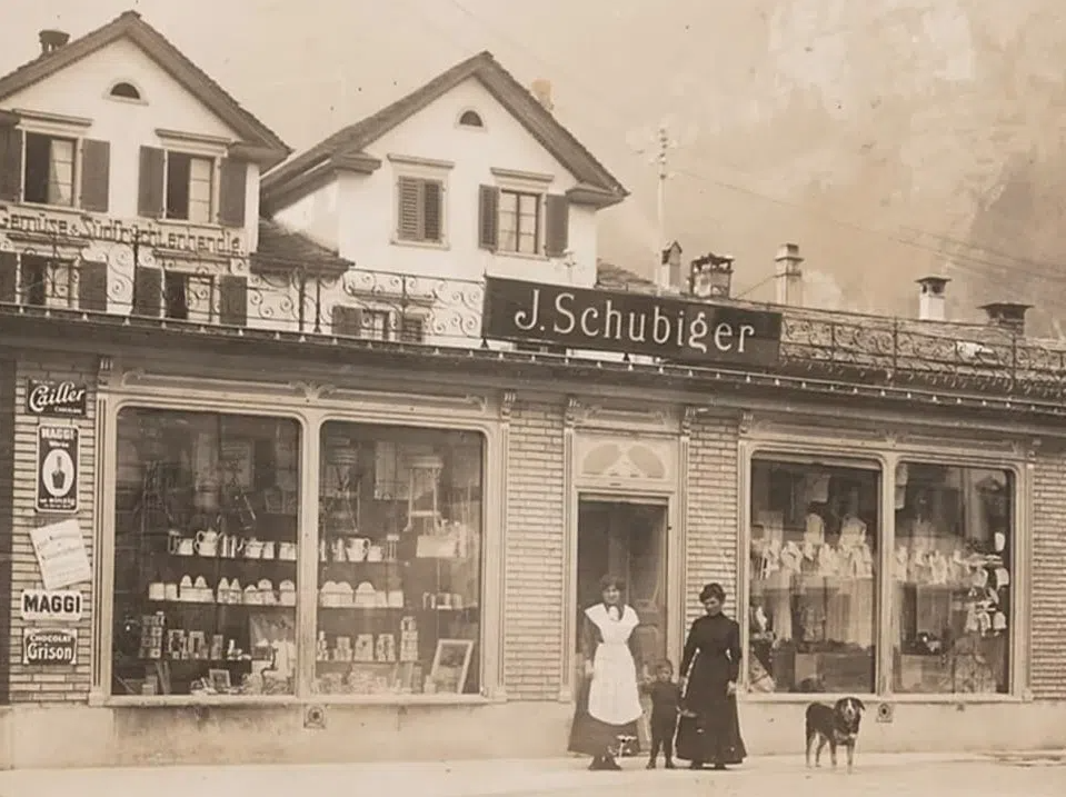 Le grand magasin Schubiger en 1904.