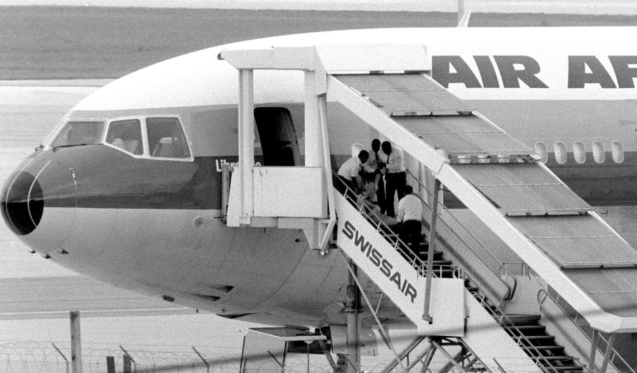 被劫持的非洲航空飞机在日内瓦机场。