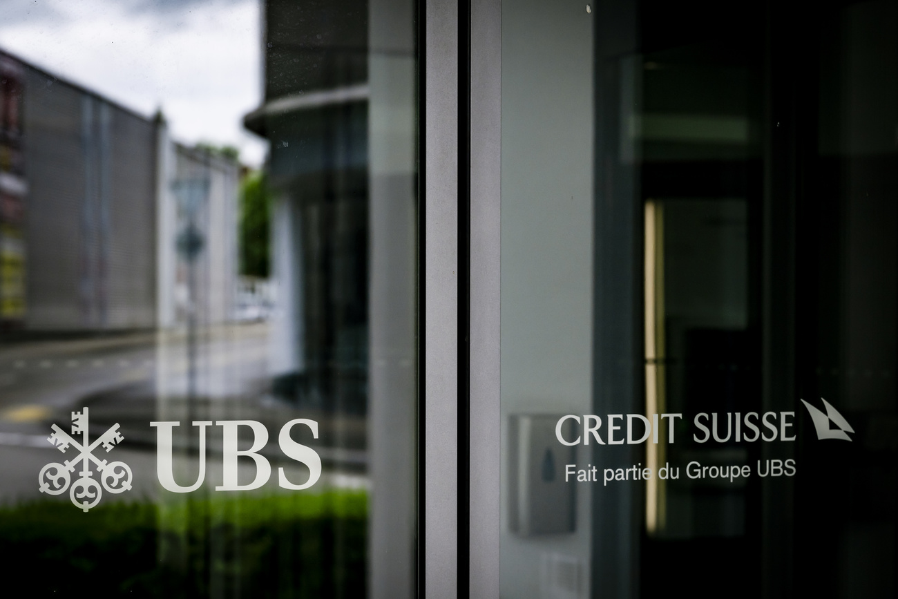 UBS questioned by US Senator over $350 million tax evasion case