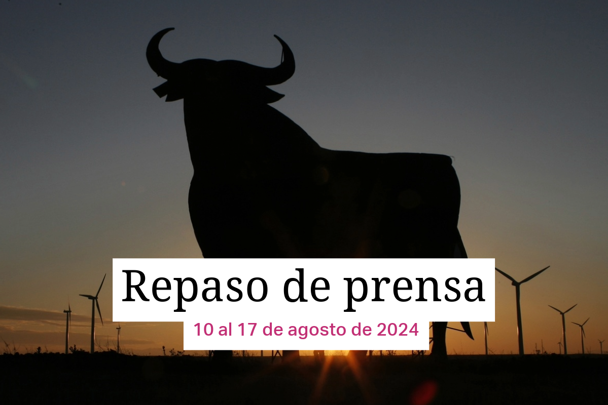 El toro de Osborne, símbolo por el que se reconoce España, rodeado de molinos generadores de energía alternativa, símbolos de modernidad y avance.