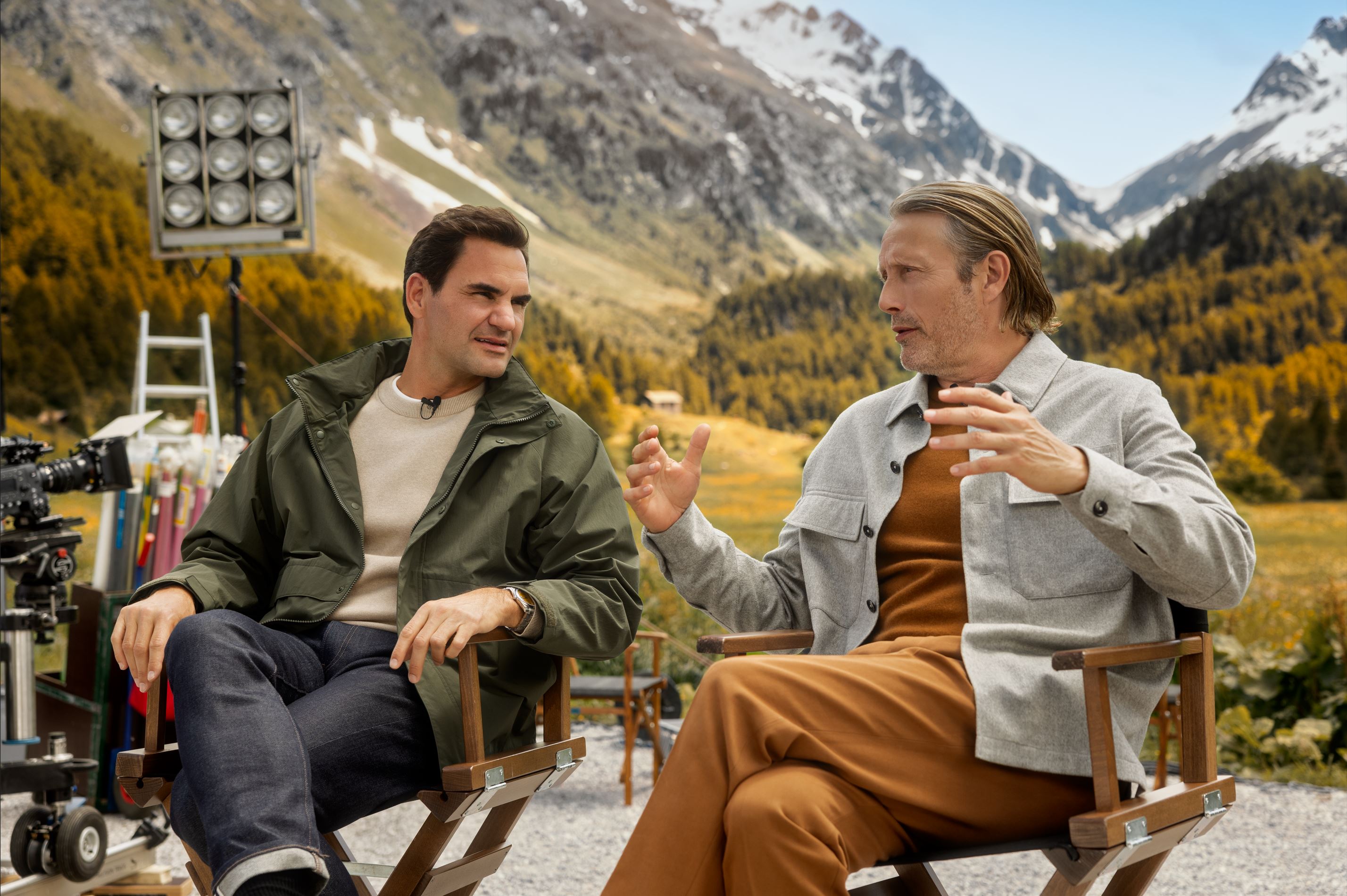 Mads Mikkelsen e Roger Federer nello spot per Svizzera Turismo.