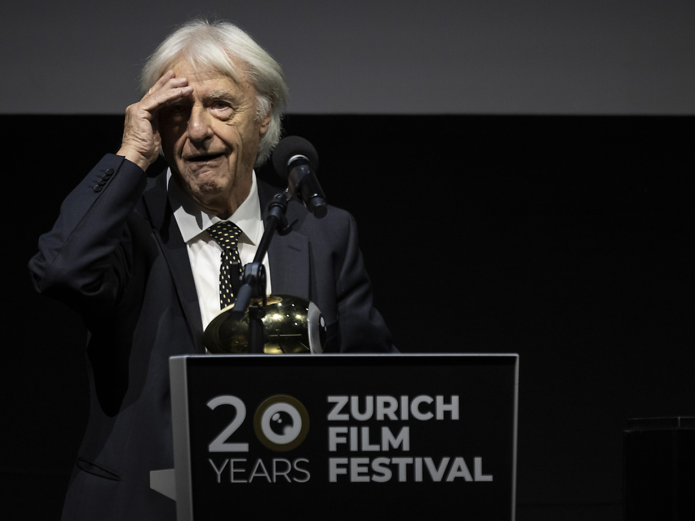 Emil Steinberger riceve il premio alla carriera allo Zurich Film Festival (ZFF)