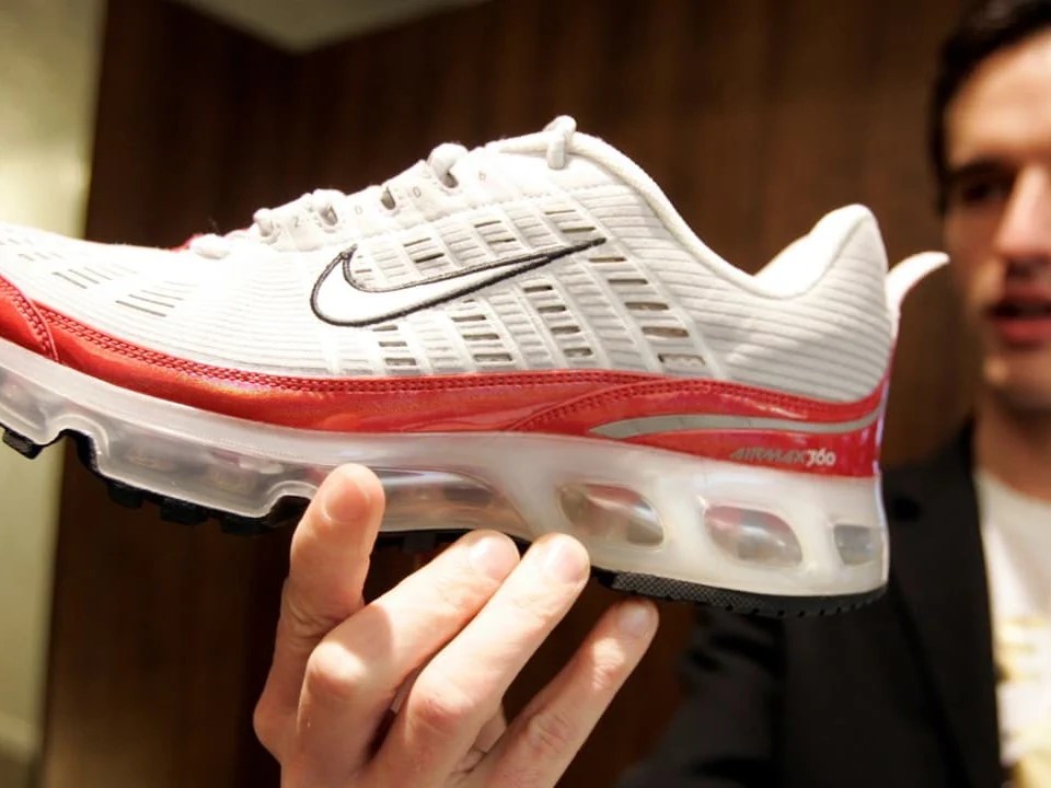 En 2006, Martin Lotti a présenté son «Air Max 360» à New York. Il y a caché un clin d'œil à son fils.