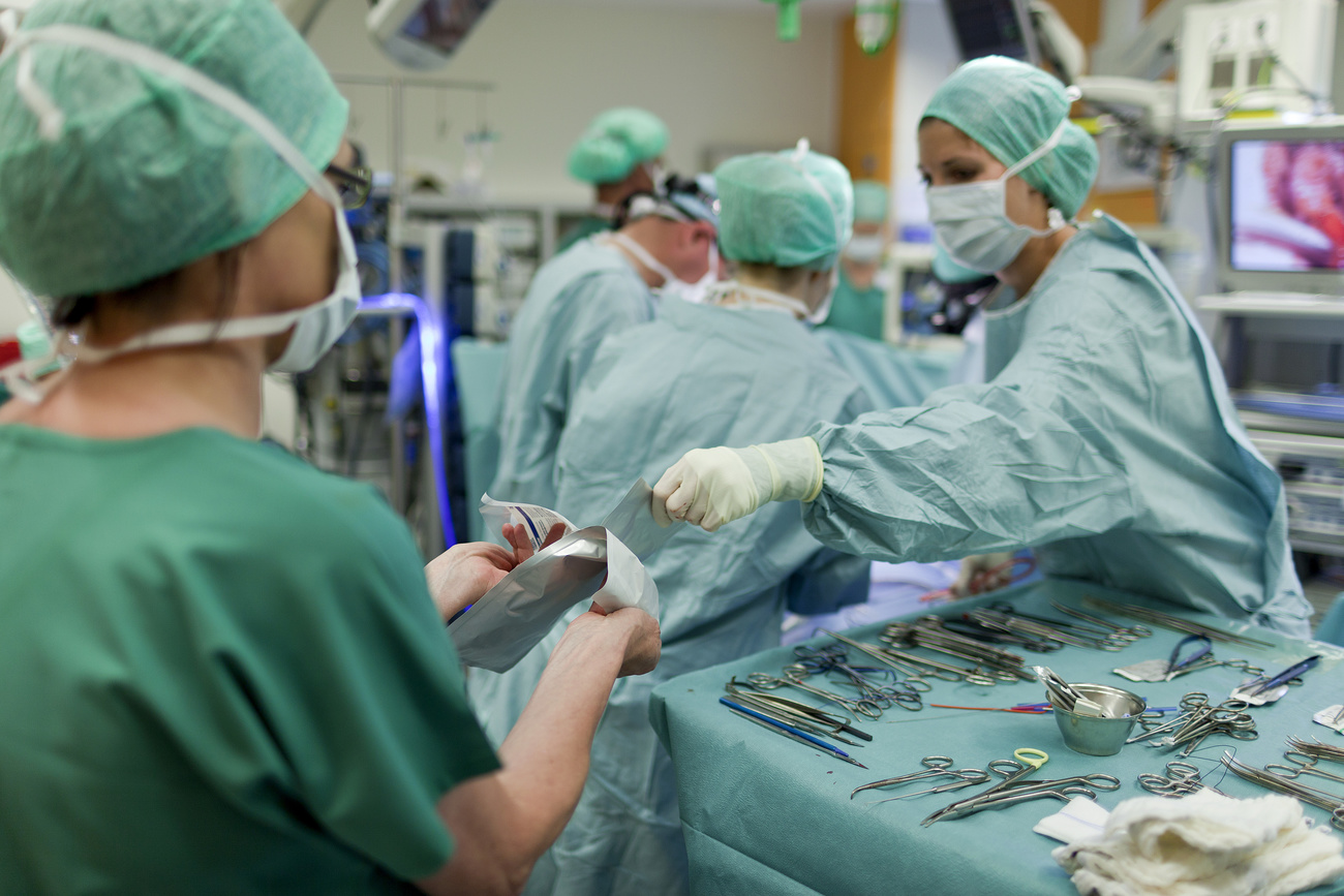 Picture of doctors in operation theatre