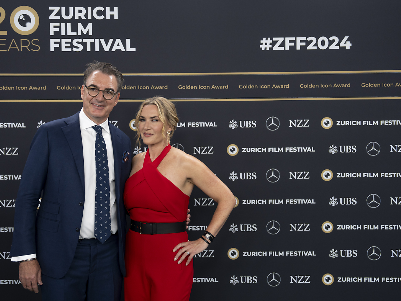 Il direttore artistico del ZFF Christian Jungen con Kate Winslet.