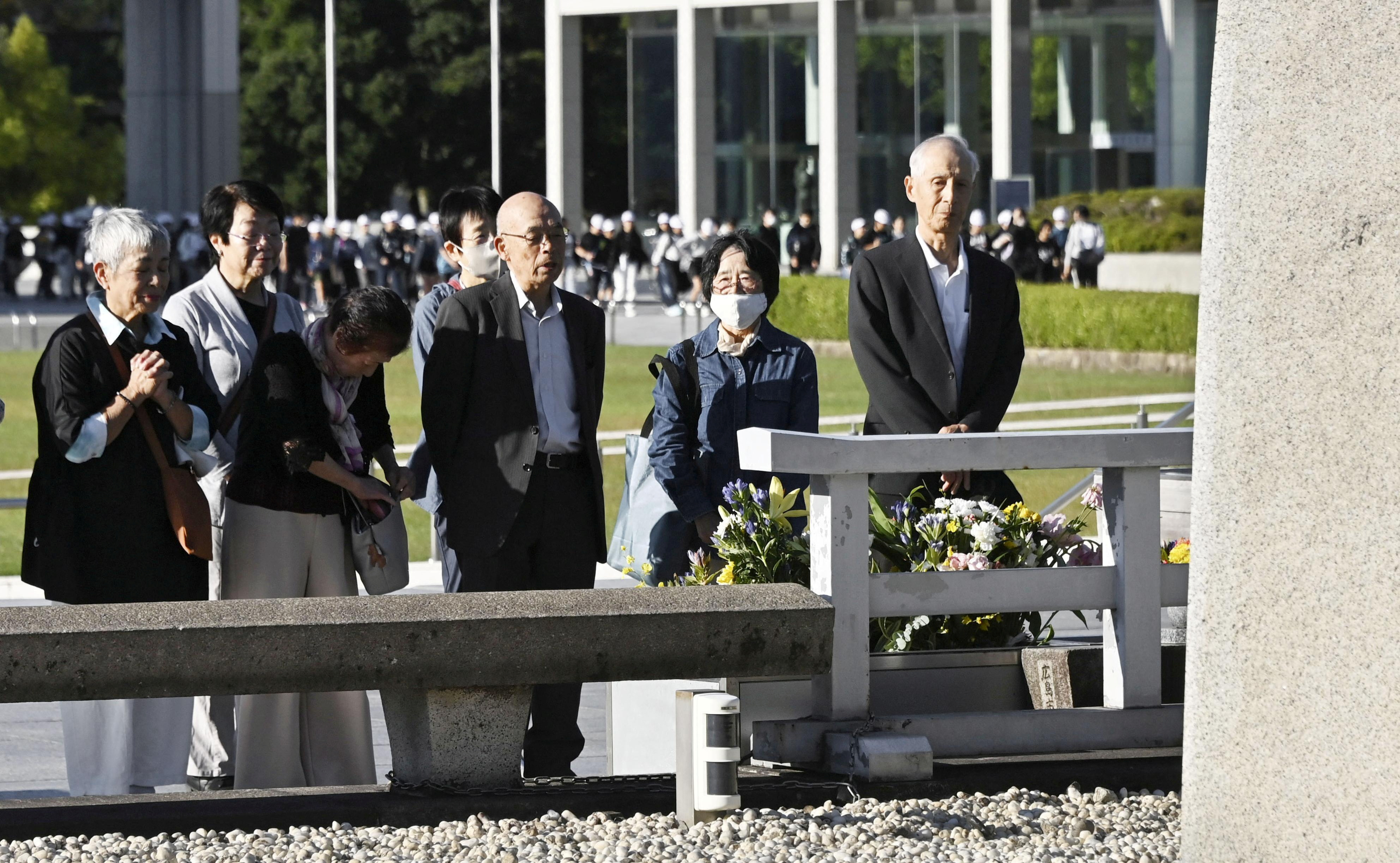 差別は依然として日本のノーベル賞受賞原爆生存者を悩ませる