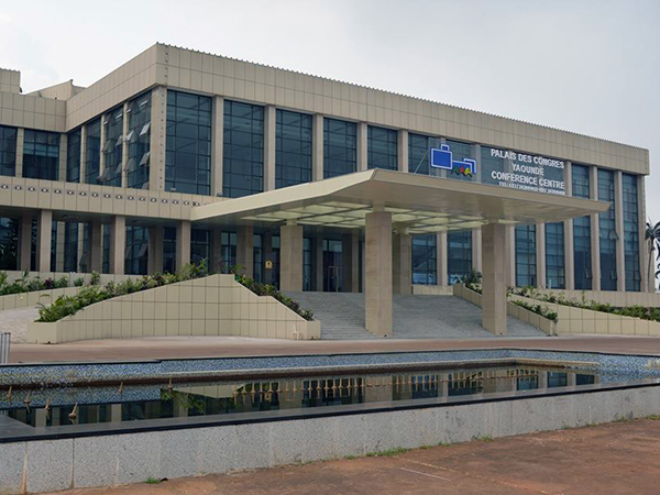 Il Palazzo dei congressi di Yaoundé.