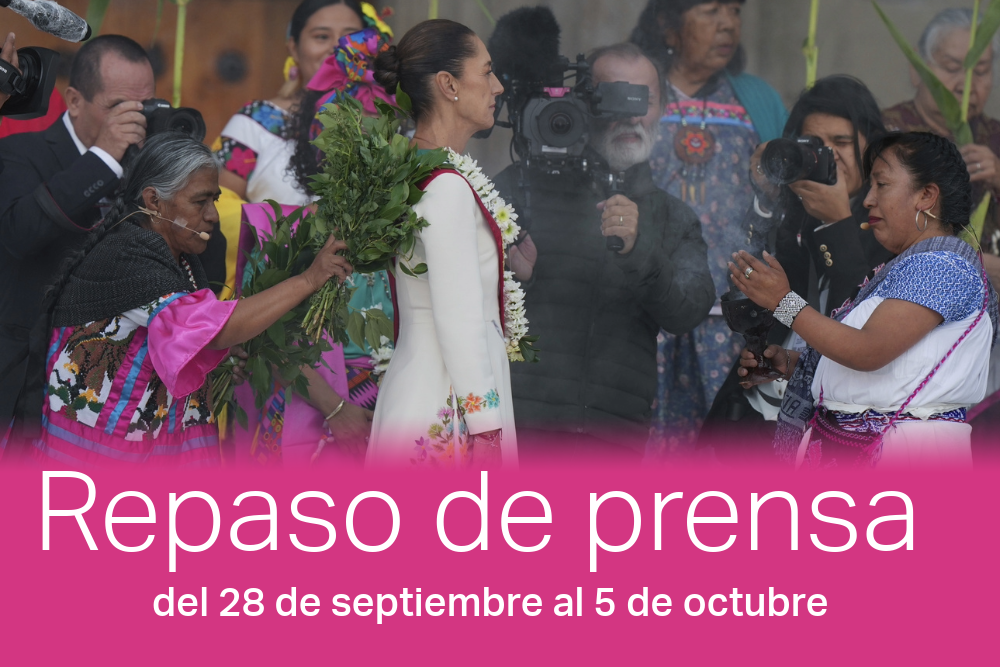 Mujeres indígenas realizan una ceremonia tradicional para la nueva presidenta Claudia Sheinbaum en el Zócalo, la plaza principal de la Ciudad de México, el martes 1 de octubre de 2024.