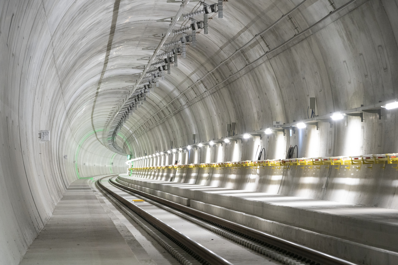 Sezione del tunnel di base del Ceneri.