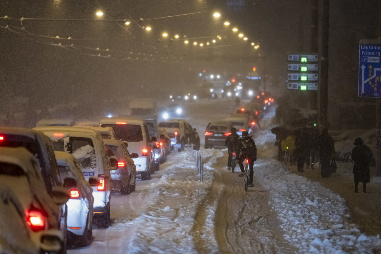 auto nella neve