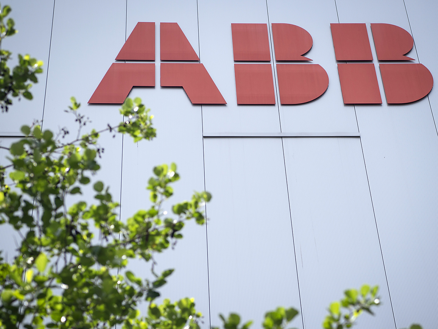 ABB acquires Aurora Motors