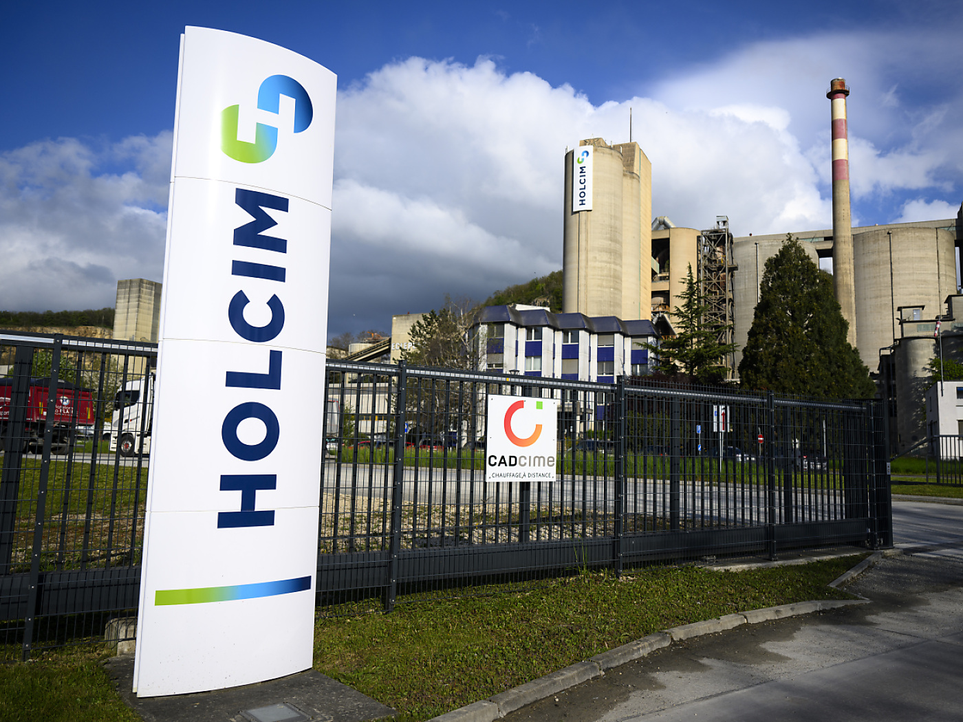 Holcim sells business in Nigeria to Chinese cement group