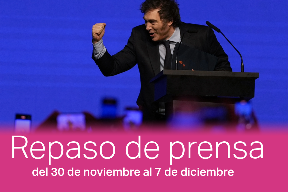 El presidente de Argentina, Javier Milei, saluda durante la Conferencia Política de Acción Conservadora (CPAC) en Buenos Aires.