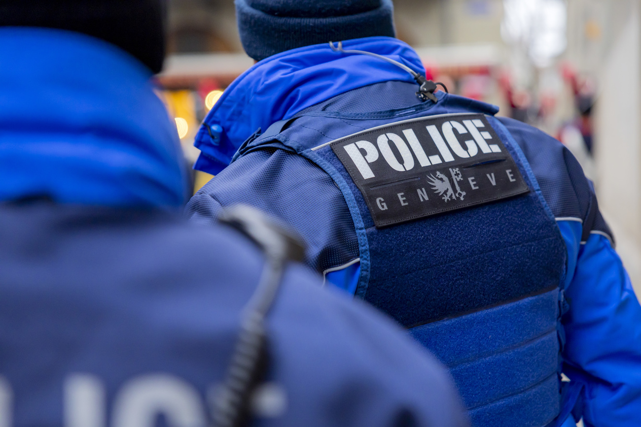 Photo of police officers from canton Geneva