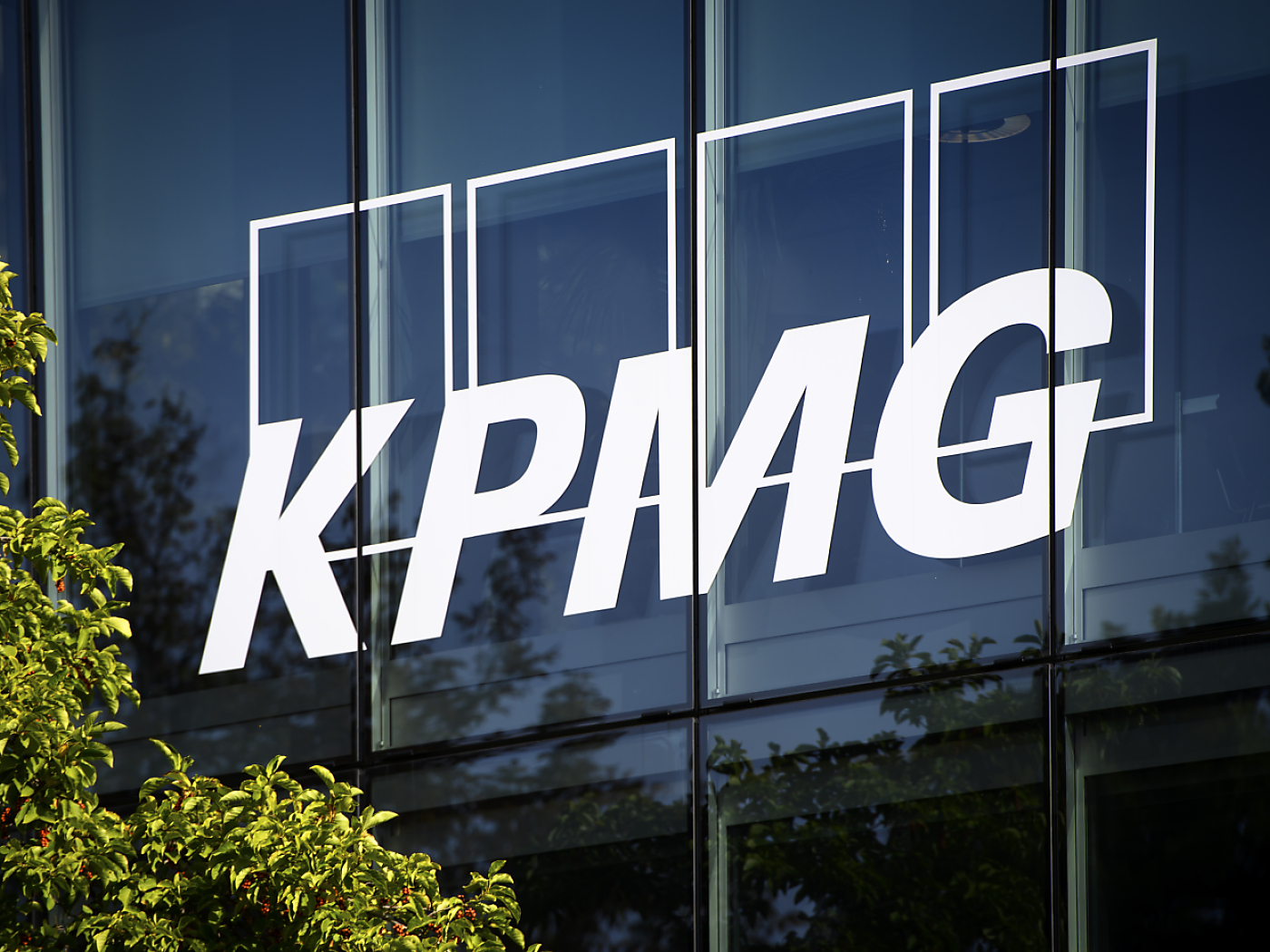 logo kpmg