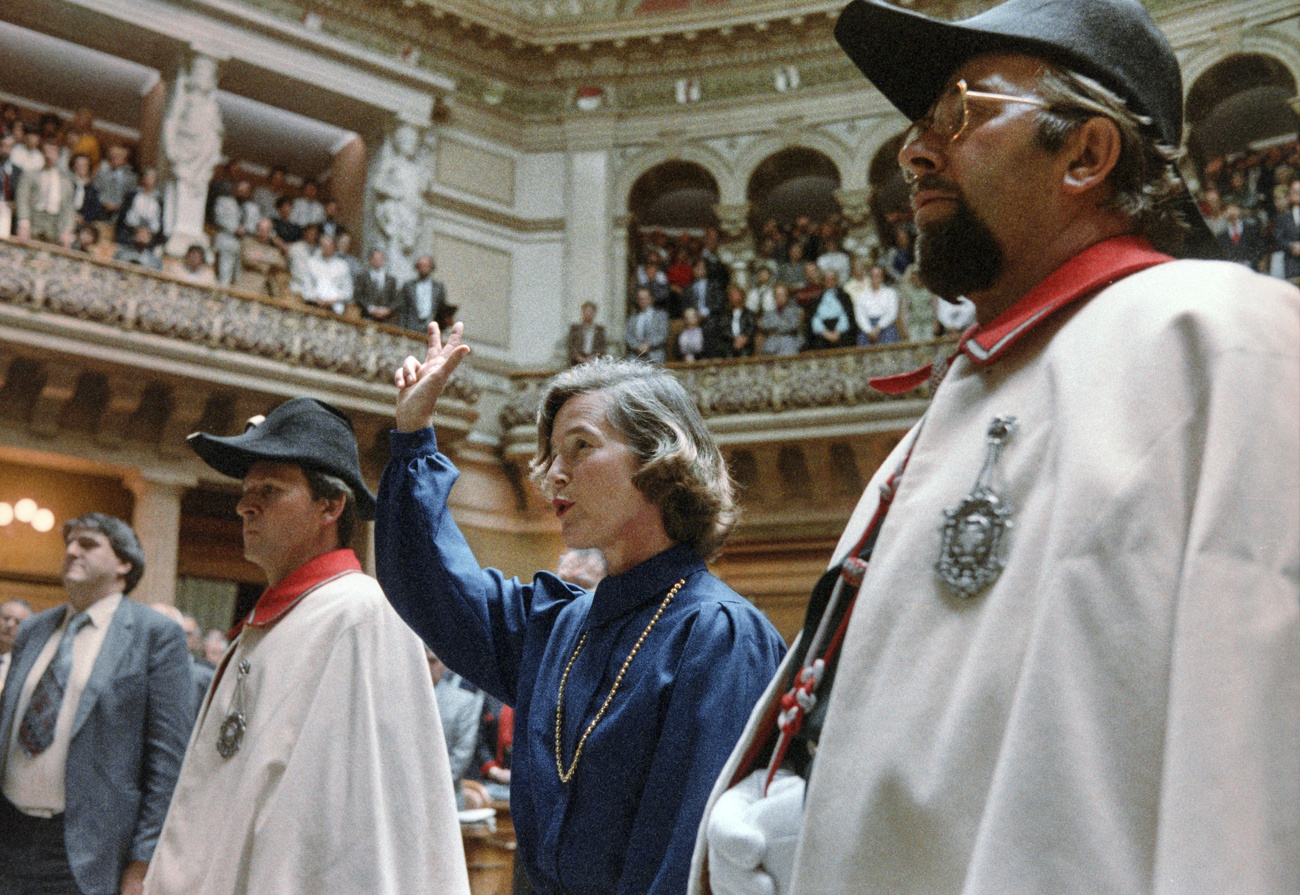 Elisabeth Kopp al momento della sua entrata in Consiglio federale nel 1984.