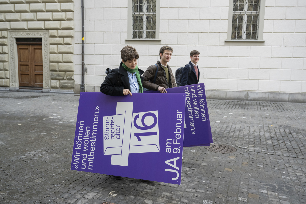 Déplacement affiches politiques